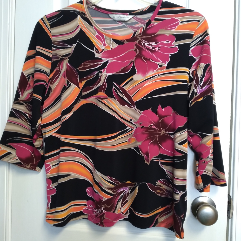 Allison Daley Black and Pink Floral Blouse Ribbon Swirls Retro Vintage
